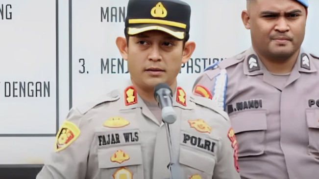 AKBP Fajar Widyadharmana Lukman Sumatmadja saat masih jabat Kapolres Ngada. [Dok. Istimewa]